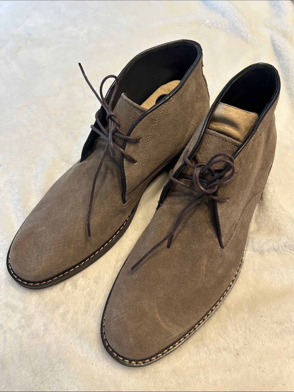 Nordstrom Men's Suede Chukka Boots in Taupe